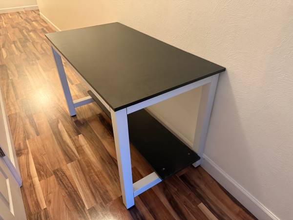 Computer / work / school table 1