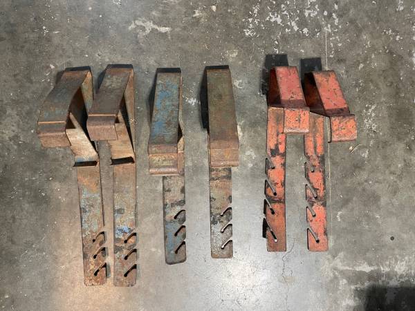 Roofing brackets 1