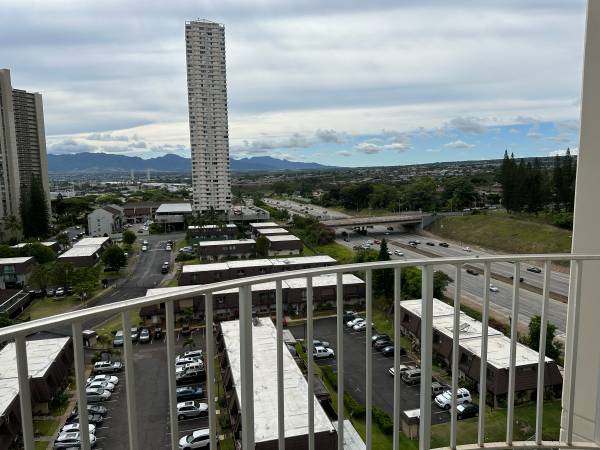 $2,100 / 1br - Pearlridge Garden and tower (Pearlridge)63939535942786124