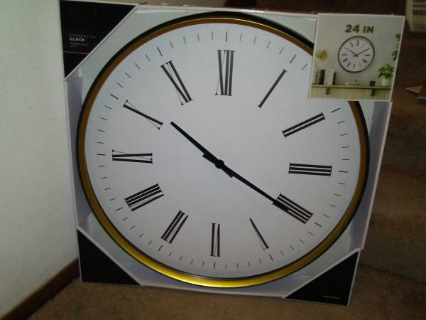 Wall Clock! 24" Black & Gold! Brand New! 1