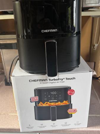 Chefman 4 quart air fryer 1