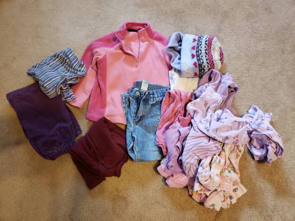 Girls 4T Fall/Winter Clothes Lot 1