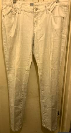 NWT Liz Clairborne Stretch Gold Demin Jeans 1