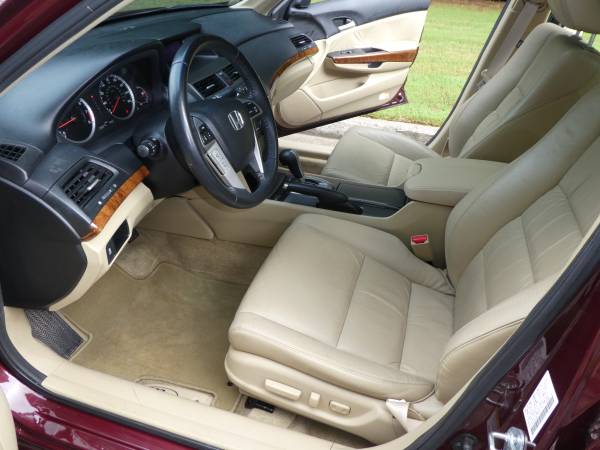 2011 Honda Accord EXL 33,000 Miles NO DEALER FEES - $14,995 (Dawsonville Ga)62925948582403123