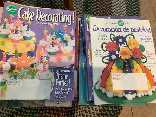 Wilton Cake Decorating Yearbooks 1