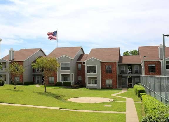 $1,070 / 1br - 674ft2 - Washer/Dryer, Irving TX, 1 bedroom (1400 Esters Rd, Irving, TX)63796578638849121