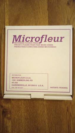 Microwave flower press 1