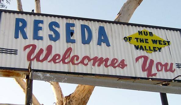 Investment Property Opportunity in RESEDA! 1