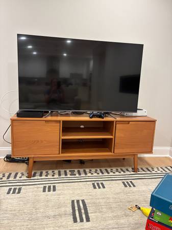 TV console 1