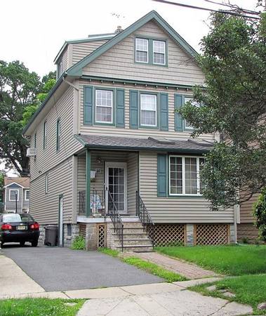 House in good location in Montclair for SHORT TERM RENTAL 1