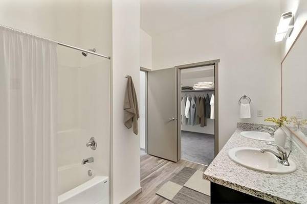 $1,964 / 2br - 1062ft2 - Balcony or Patio, Vaulted Ceilings, Washer & Dryer in Unit (Olympia)63808131385985122