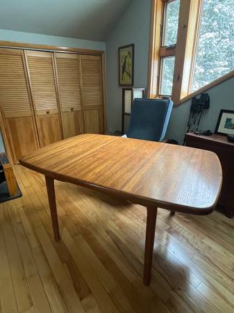 Teak table 1