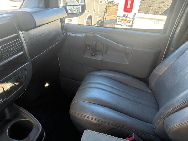 2019 Chevrolet G3500 Extended Cargo/Service - Photo 11