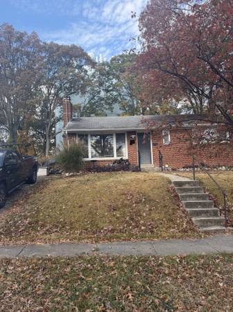 $315,000 / 4br - 988ft2 - Flip this house! Elson St (Hyattsville MD)64283685006977121