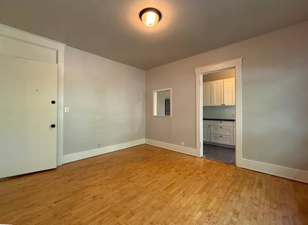 $1,350 / 1br - ♥Divine 1Bed Cerca del Distrito Teatral-2SemanasGratis♥ (Arriba de The Mix & PSP)63862287514755124