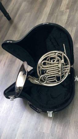 H179 Holton Farkas Professional Model Double French Horn+hard case OBO 1