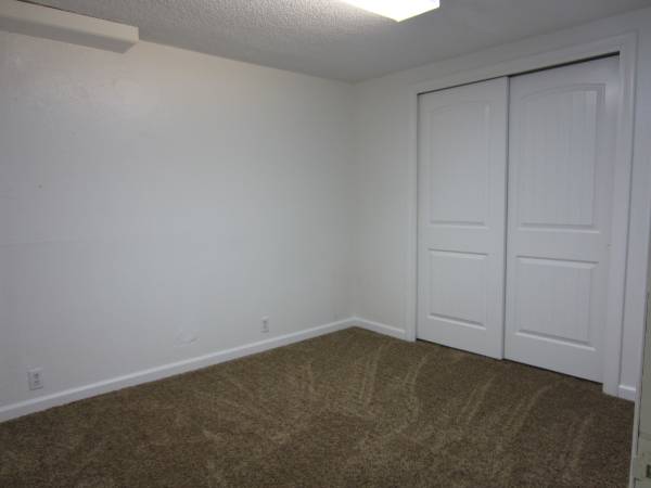 $800 / 1br - Coming Soon 717 16th Ave. S. #6 Basement unit (Nampa)64003312554498124
