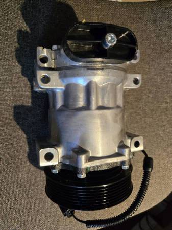 Dodge Dakota, Durango, Ram AC compressor Delphi CS20143 1