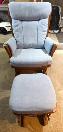 Beautiful X-Large Light Blue Fabric/Wood Glider Rocker w/Ottoman -Nice 1