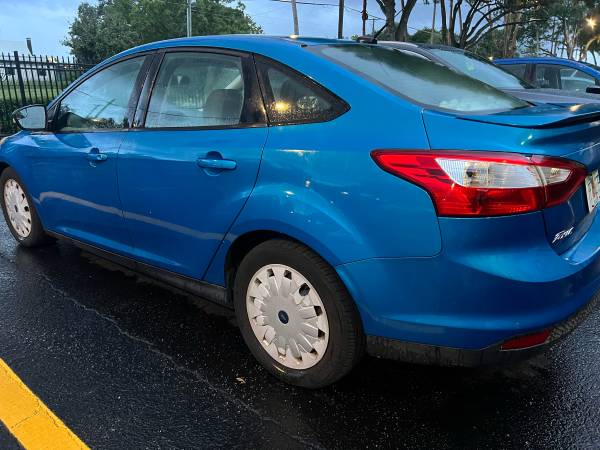2013 Ford Focus - $2,900 (Tampa)63470240227203123