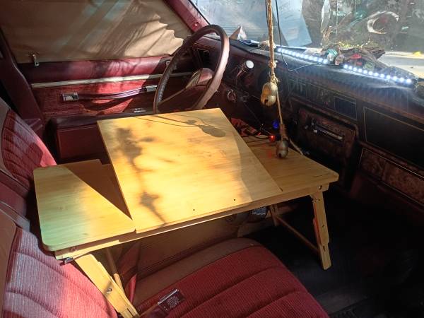 $600 / 200ft2 - Simple, rustic off grid living space (Bellingham)63935321814274121