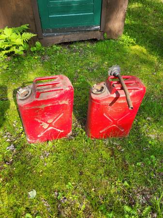Gas Cans 1