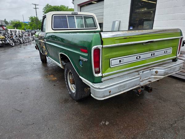 1974 Ford F-350 - $3.300 (York)63435754443009124