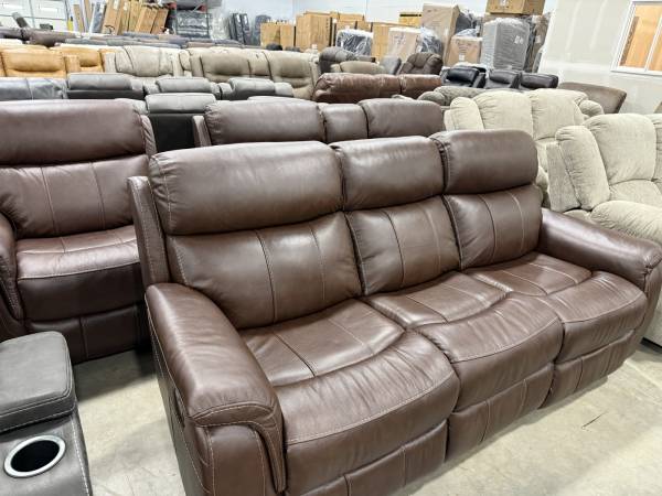 🚛 Delivery Available! Clearance Sectionals, Sofas, Recliners! No Wa 1