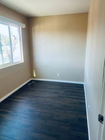 $2,095 / 2br - 700ft2 - ******NEWLY RENOVATED 2BD 1 BATH  READY TO MOVE IN***** (oakland east)63847326724225120