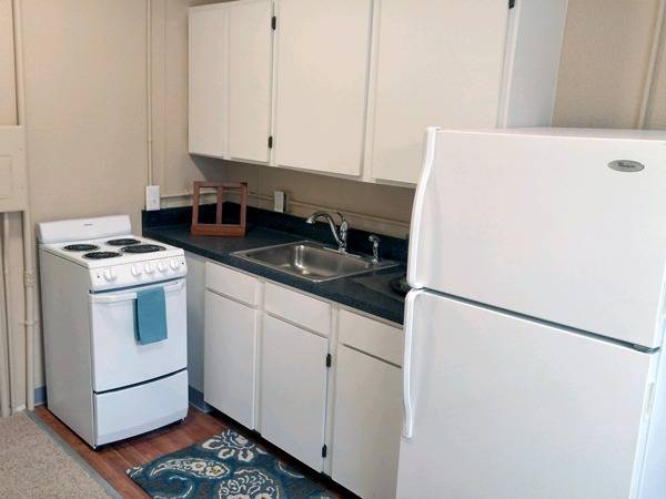 $1,350 / 300ft2 - SAVE! Studio apt, Well-equipped kitchen, Pet-friendly, On-site laundry (Seattle, Belltown, Downtown)63688425182209123