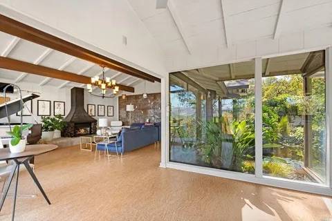 $6,000 / 3br - 2100ft2 - Unique and magical private sanctuary 3bed/2ba home in Sonoma County (santa rosa)64045028454275122