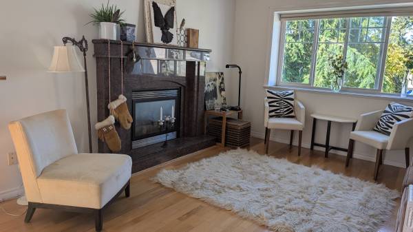 All inclusive,Very bright, 3 bedroom 2 bathroom 5
