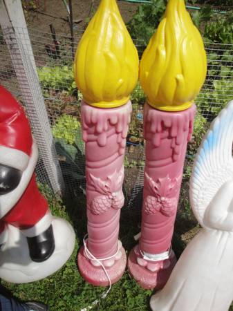 Pair Blow Mold Candles W Pine cones Christmas Outdoor Decorations 1