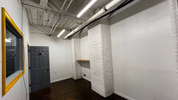 $450 / 120ft2 - Discover Your Next Business Space at 125-143 Main St, Springfield, MA! (Springfield, MA)64017046786177121