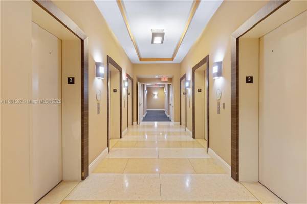 $2,800 / 506ft2 - Estudio moderno en condominio en Vizcayne South, Miami (Downtown Miami)64002013680899122