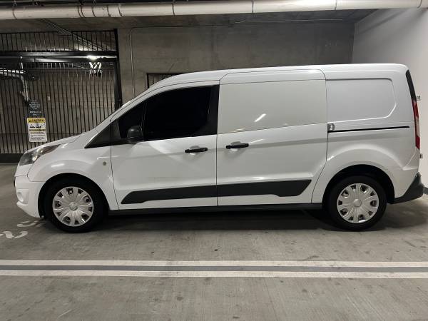 Furgón Ford Transit Connect Cargo XLT 2014 - $5,995 (North Hollywood)63623854425219124
