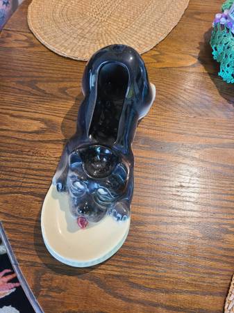 Antique cute dog valet 1