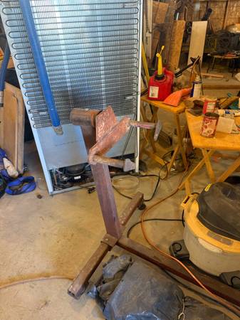 VW ENGINE STAND 1