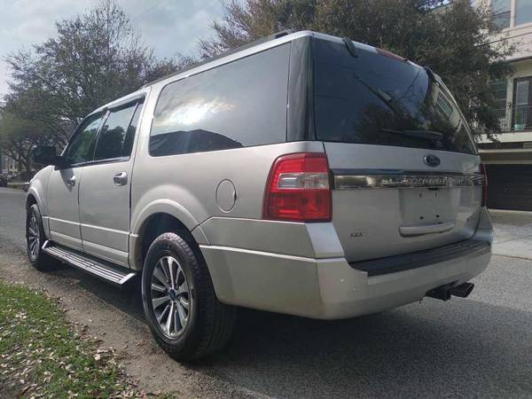 2017 FORD EXPEDITION EL 4X4 - SUNROOF - 3RD ROW LEATHER - $6,995 (HEIGHTS - RED AND BLUES)63617007604737124