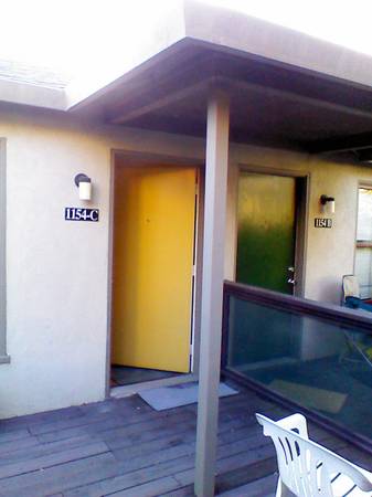 $1,650 / 448ft2 - Studio Townhouse  with loft- with Parking & AC - near BART (berkeley)63928539559555120