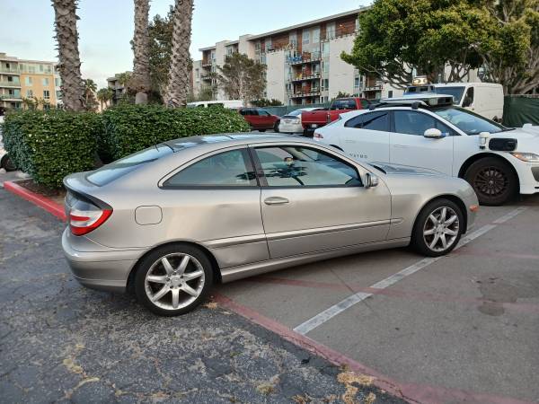 2005 Mercedes Benz C320 Hatche - $2,800 (Marina del Rey)63618277370497122