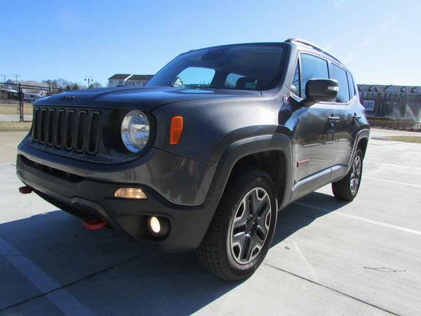 2017 Jeep Renegade 4x4 Trailhawk Tigershark 2.4L I4 180hp - $8,984 (Purcellville)63440055713153121