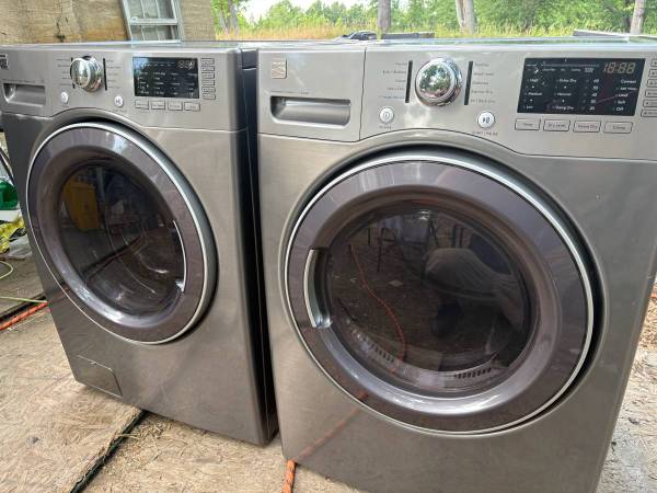 Excellent kenmore Washer and Dryer 1