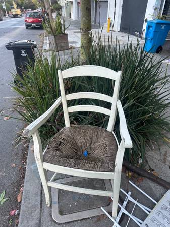 Free Chair! 1