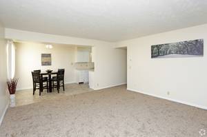 $990 / 1br - 750ft2 - Large 1 bdrm (NW Omaha)63681695522307121