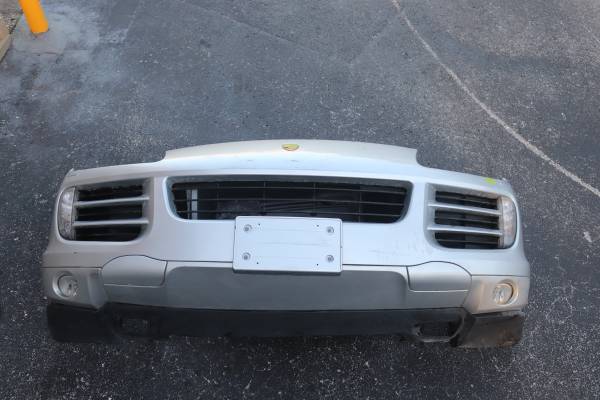 2008-2010 Porsche Cayenne S Front Bumper w/ Fog Lights 1