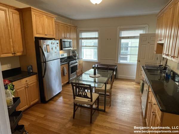 $4,200 / 4br - ✦STUNNING✦ 4Bed/2Bath by Union Sq. [10/15][Laundry in Unit][No Fee]63996689485571120