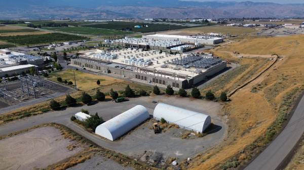$1 / 8200ft2 - Warehouse, office & yard storage (East Wenatchee)63861425102723122