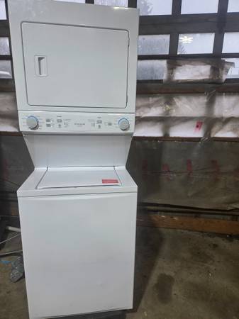 1 year old laundry center 1