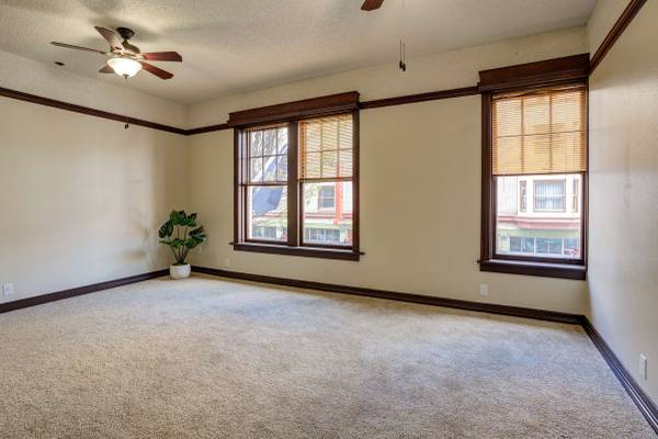 $1,325 / 625ft2 - Controlled Access/Gated, On-Site Maintenance, Tile Floors (411 SW 12th Ave, Portland, OR)63842022728321123